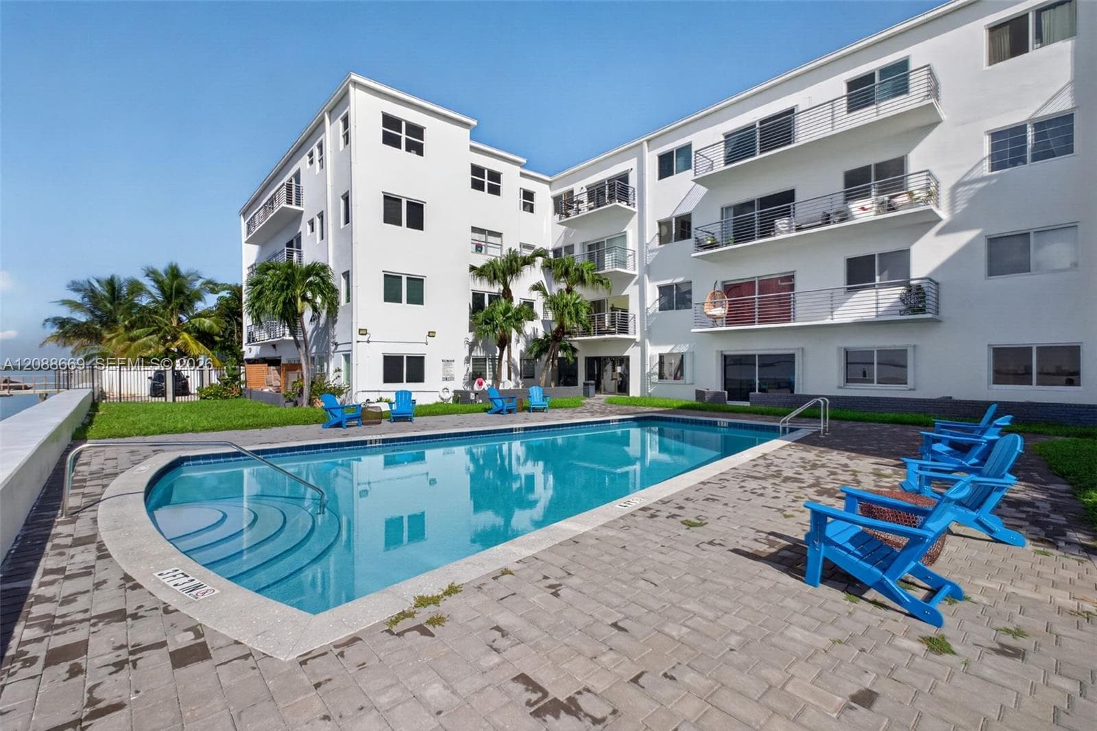 TREASURE BAY CLUB · #4M in North Bay Village - Photo 39