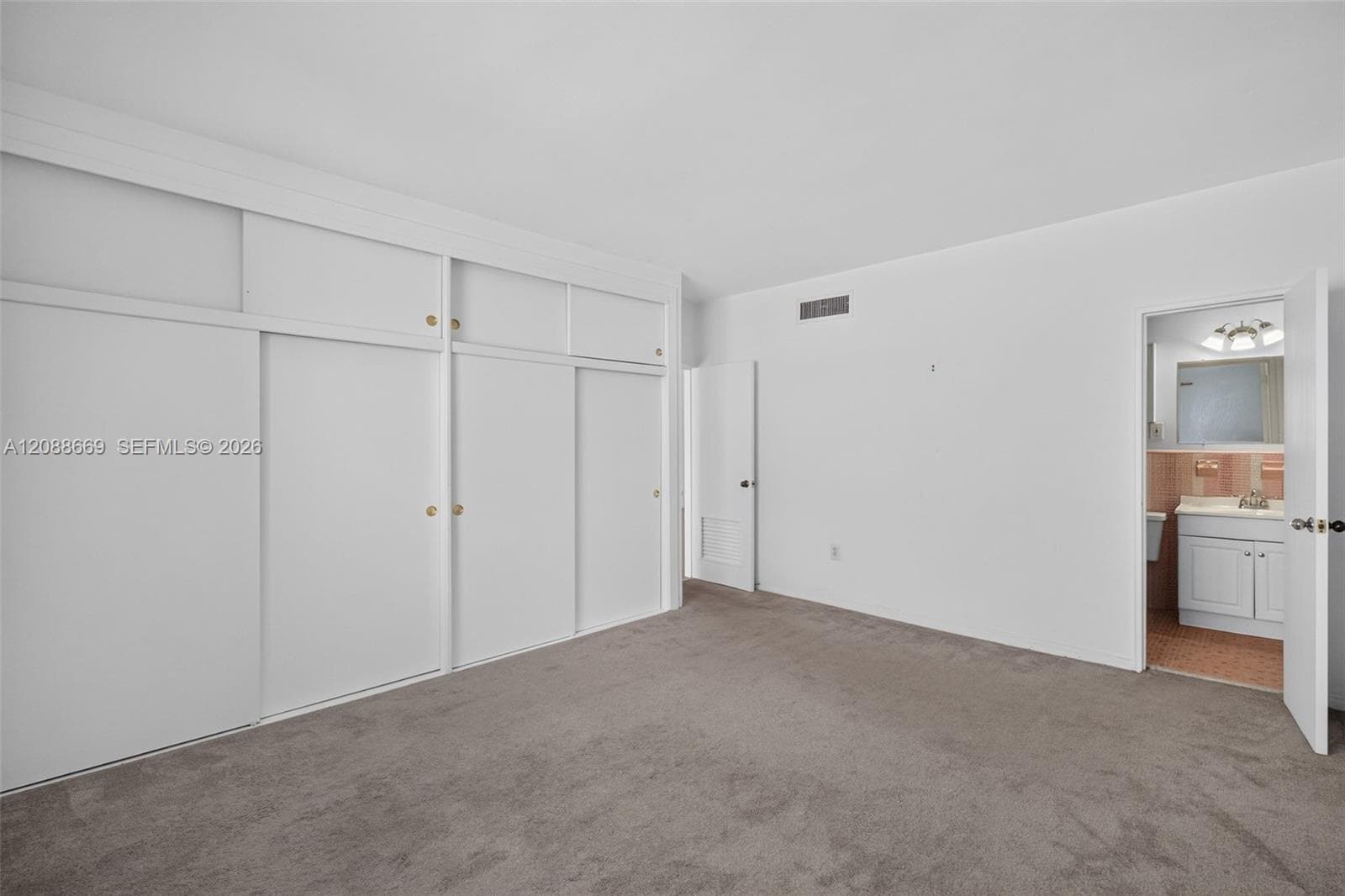 TREASURE BAY CLUB · #4M in North Bay Village - Photo 29
