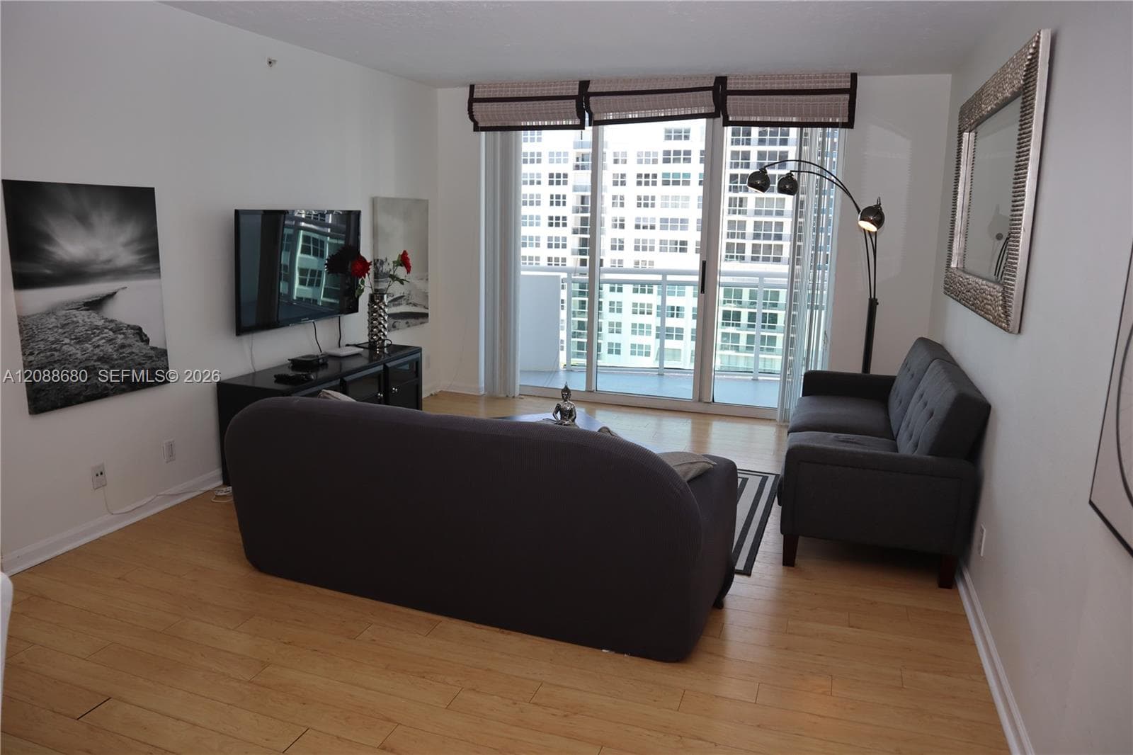 RESIDENCES ON HOLLYWOOD · #901 in Hollywood - Photo 6