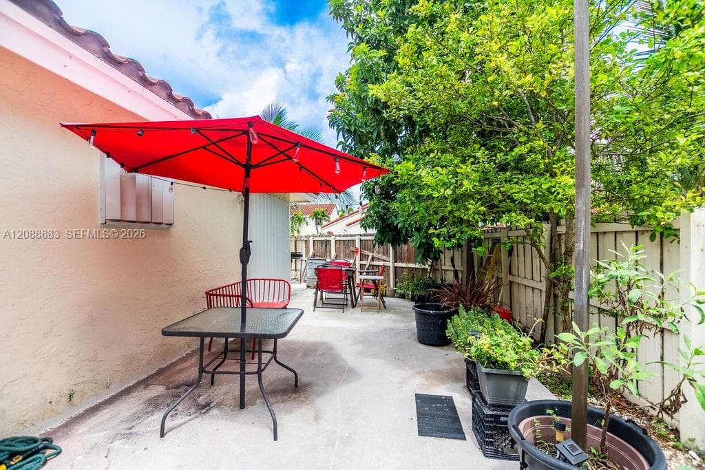 1111 San Remo Cir photo 26