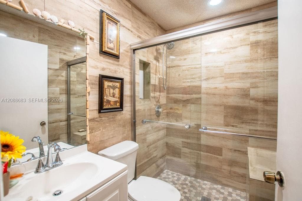 1111 San Remo Cir photo 20