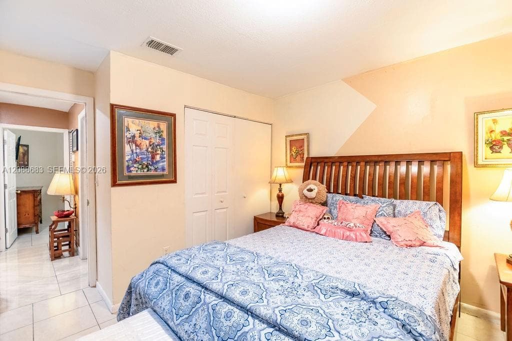 1111 San Remo Cir photo 19