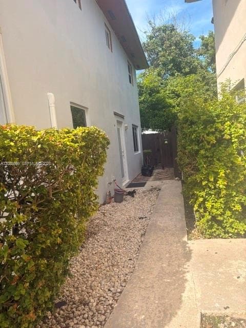3180 Hibiscus St #R photo 2