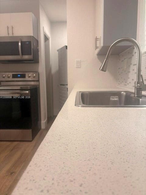 3180 Hibiscus St #R photo 21