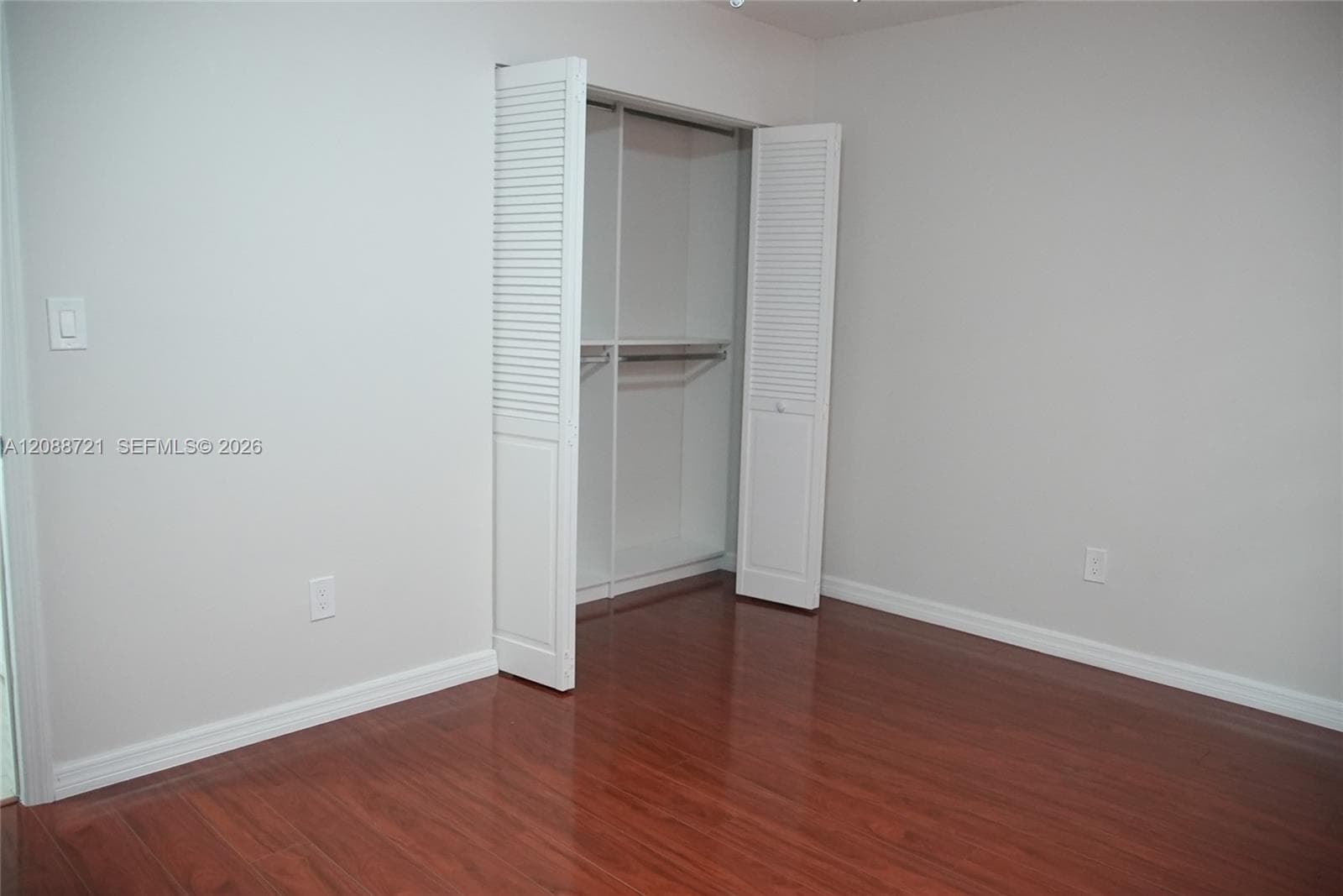 FOX CHASE CONDO #3 · #103 in Miami - Photo 9