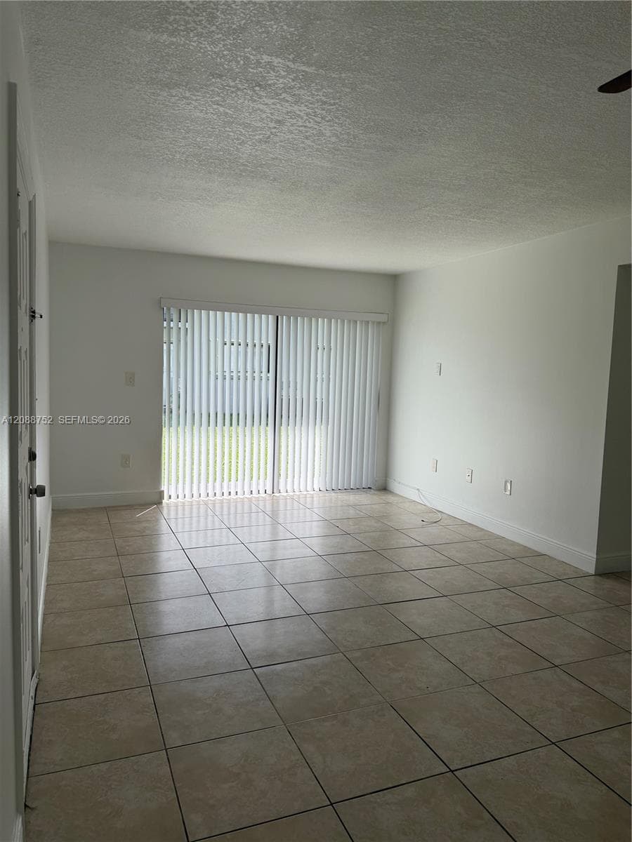 MAGNOLIA LANE CONDO · #11-106 in Miami - Photo 4
