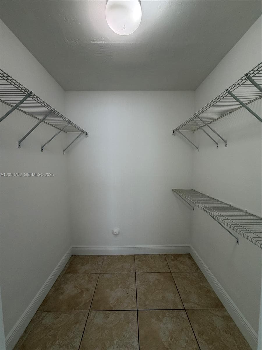 MAGNOLIA LANE CONDO · #11-106 in Miami - Photo 8