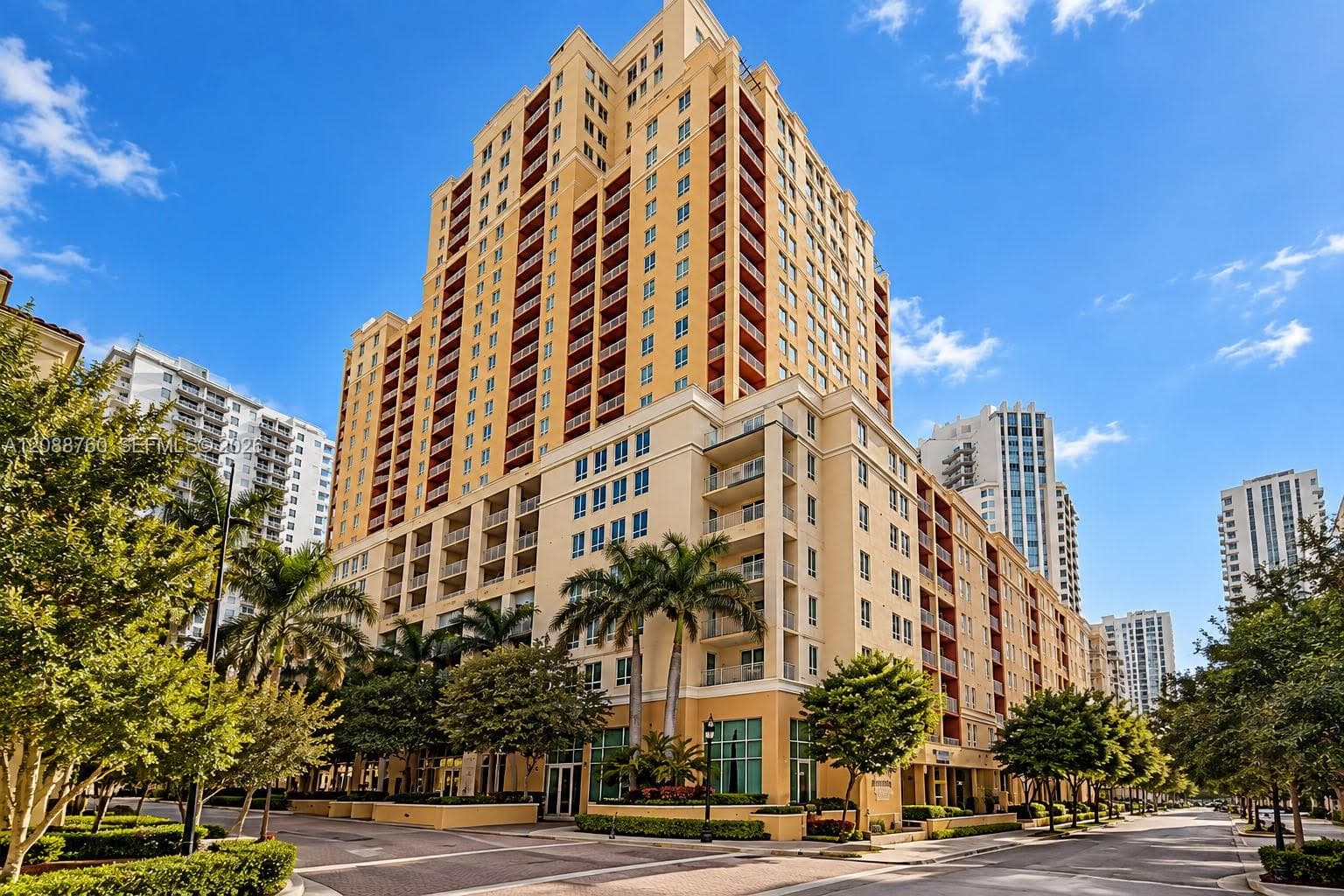 TOSCANO CONDO · #716S in Miami - Photo 43