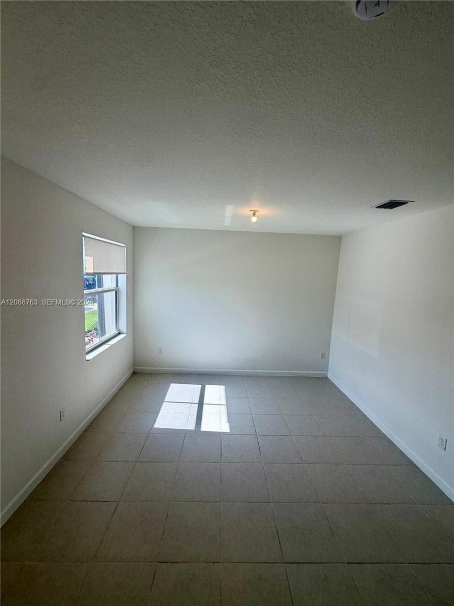 2840 SE 26th Ter #0 photo 12