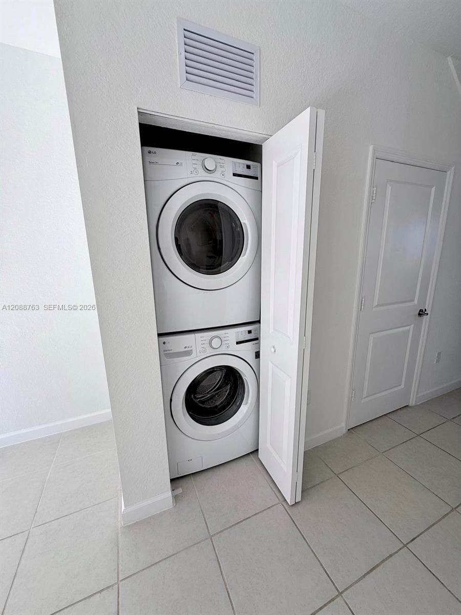 2840 SE 26th Ter #0 photo 38
