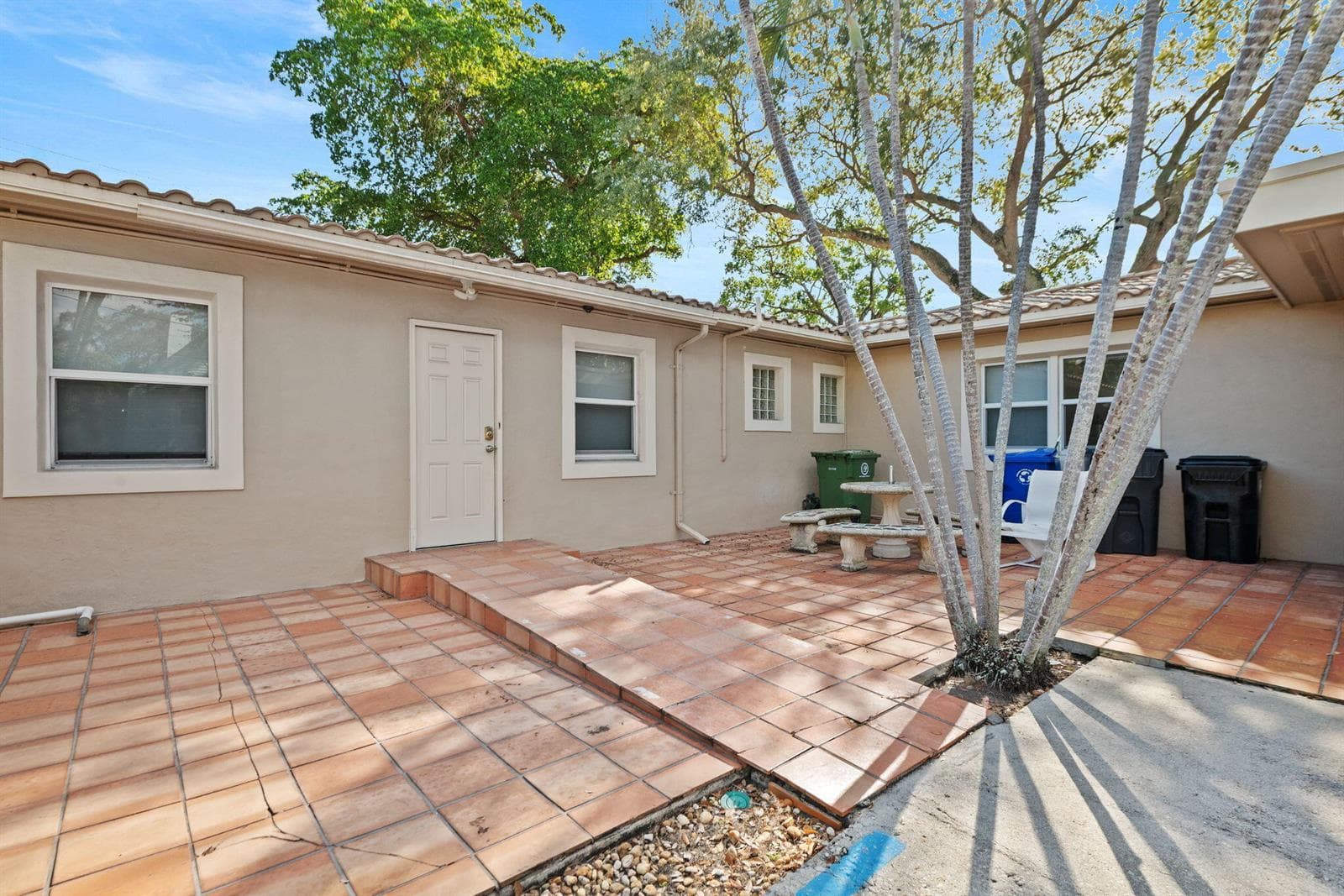 25-web-or-mls-1901-se-4th-ave