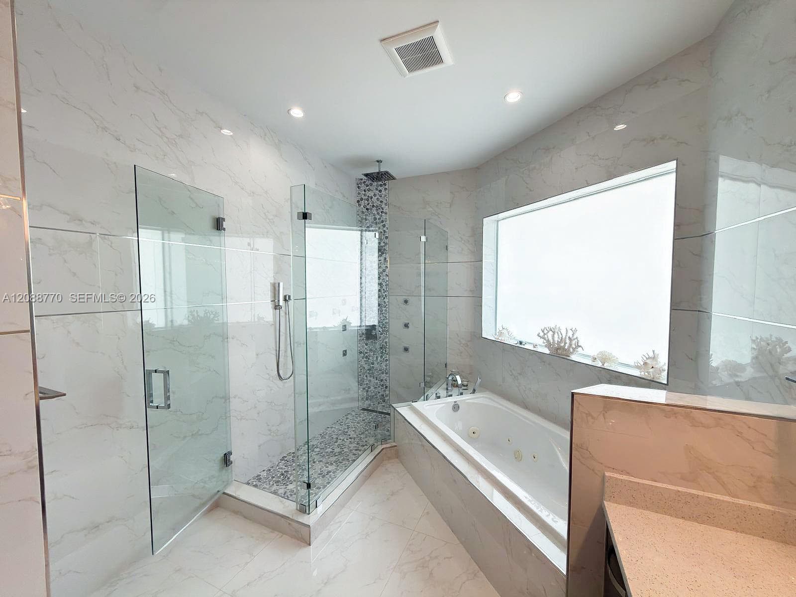 108 Avenue D photo 21