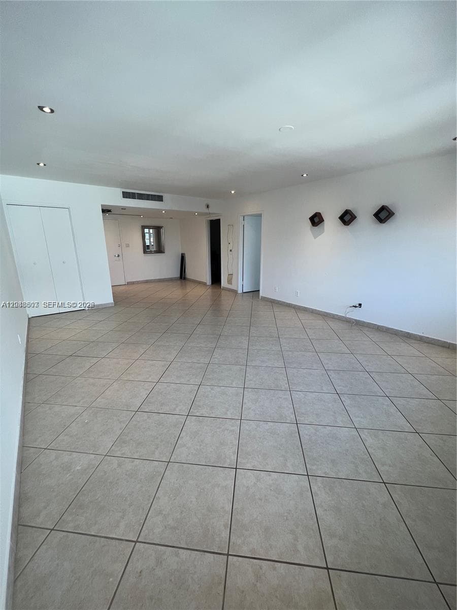 Seacoast 5151 · #1710 in Miami Beach - Photo 6