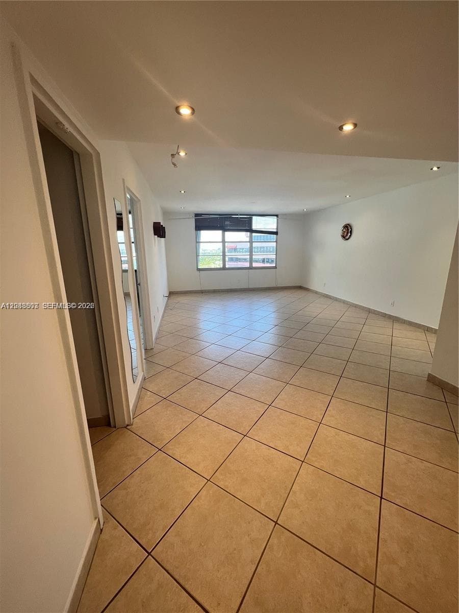 Seacoast 5151 · #1710 in Miami Beach - Photo 5