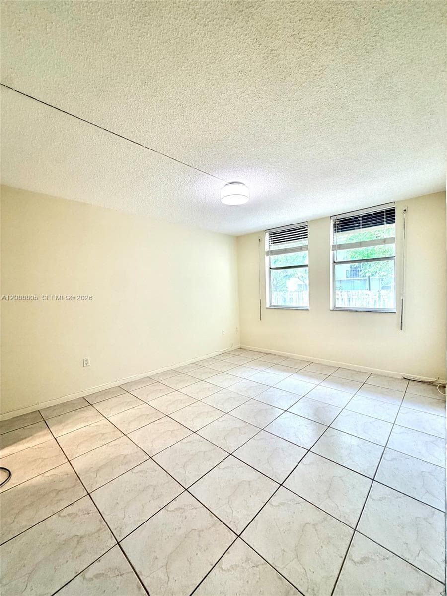 NORTHGATE TOWNHOUSE CONDO · #11B in Miami - Photo 15