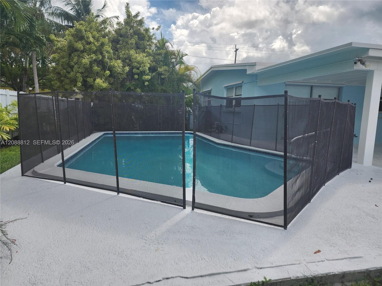 9301 SW 54th St photo 12