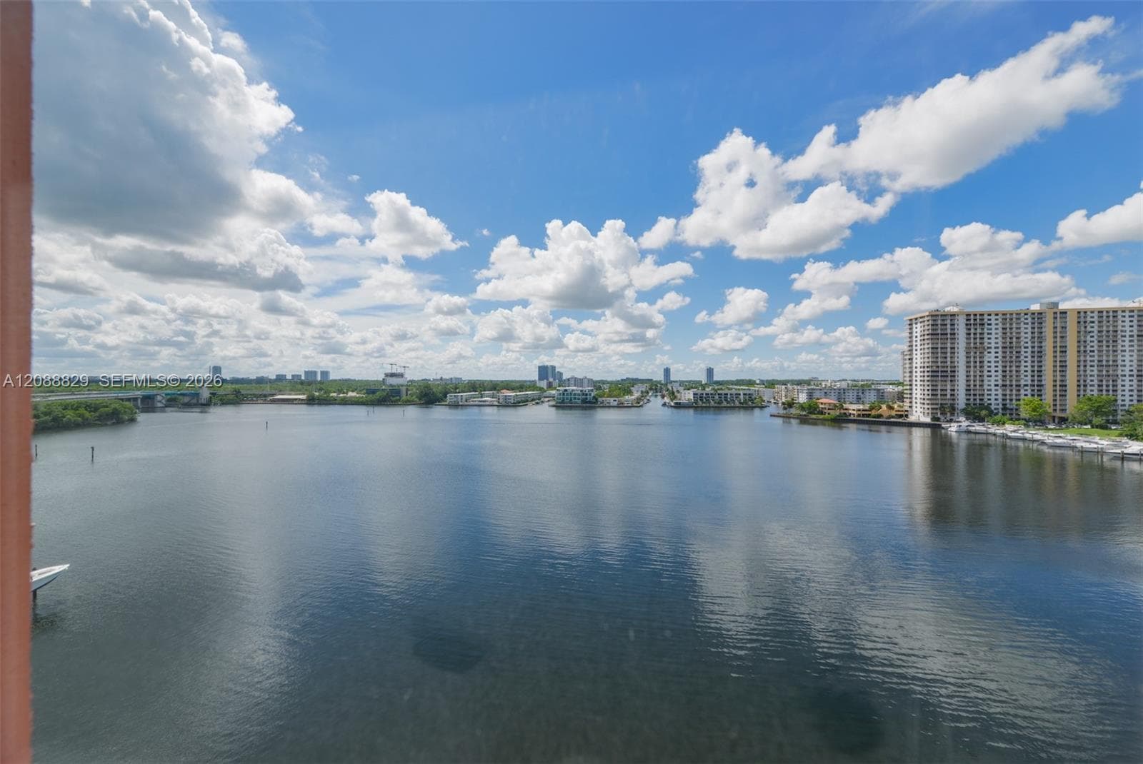 Porto Bellagio · #1906 in Sunny Isles Beach - Photo 3