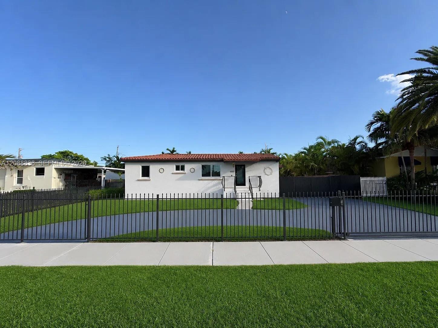 8260 SW 27th Ter photo 1