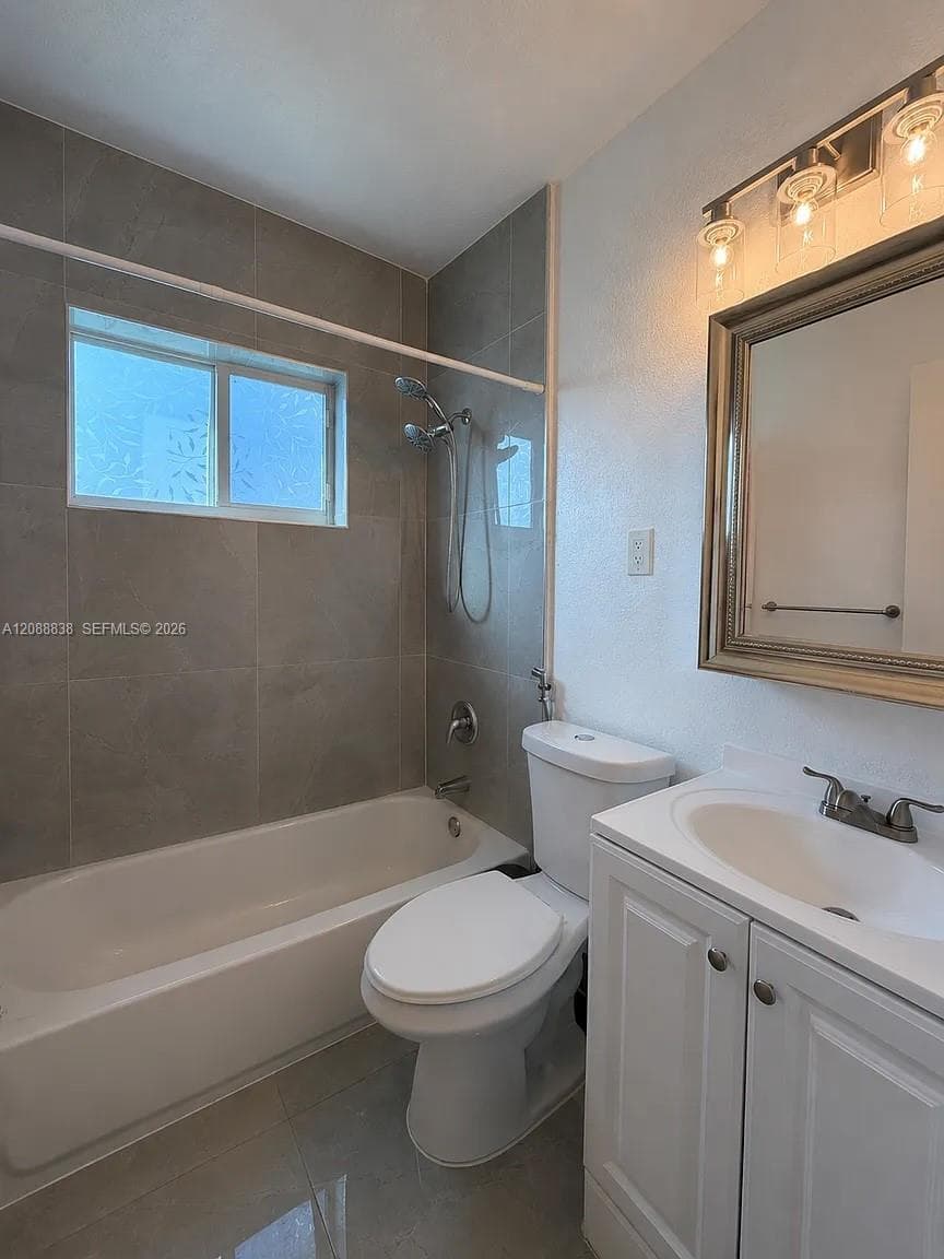 8260 SW 27th Ter photo 10
