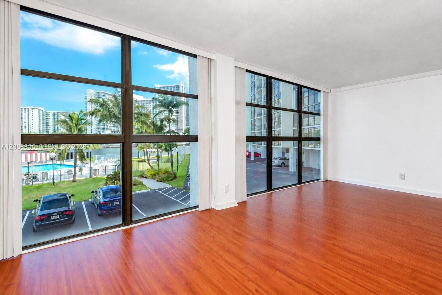 TOWERS OF OCEANVIEW · #204 in Hallandale Beach - Photo 7