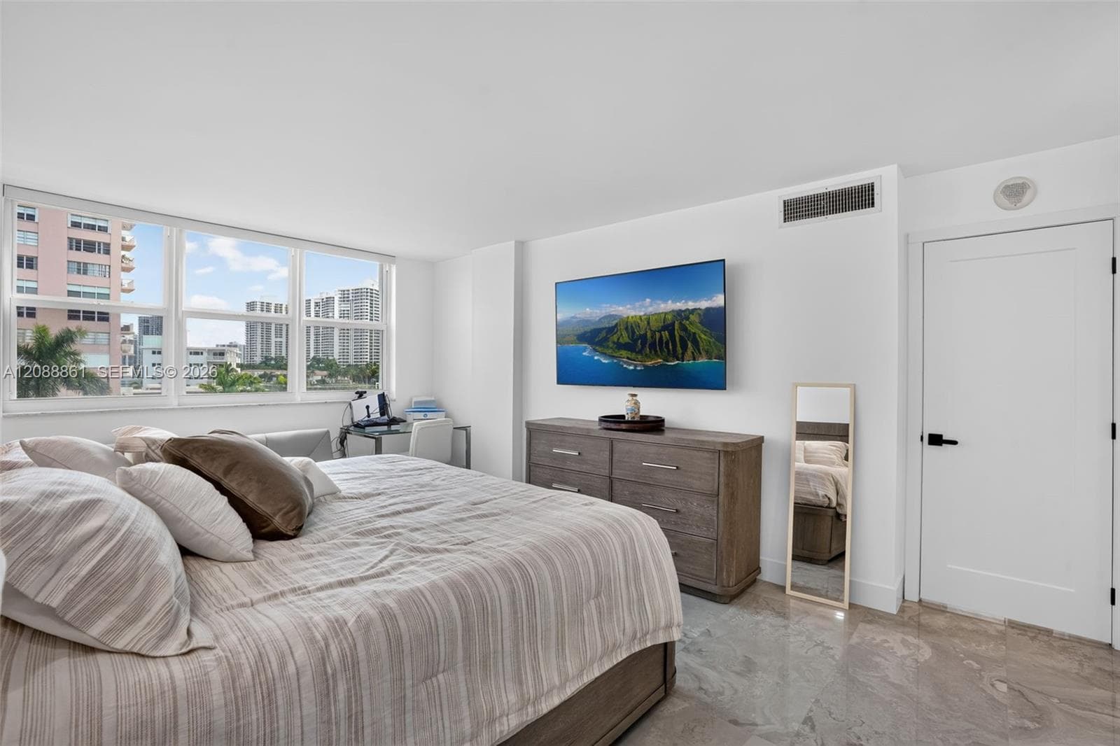 ASHLEIGH HOUSE CONDO · #510 in Hallandale Beach - Photo 24