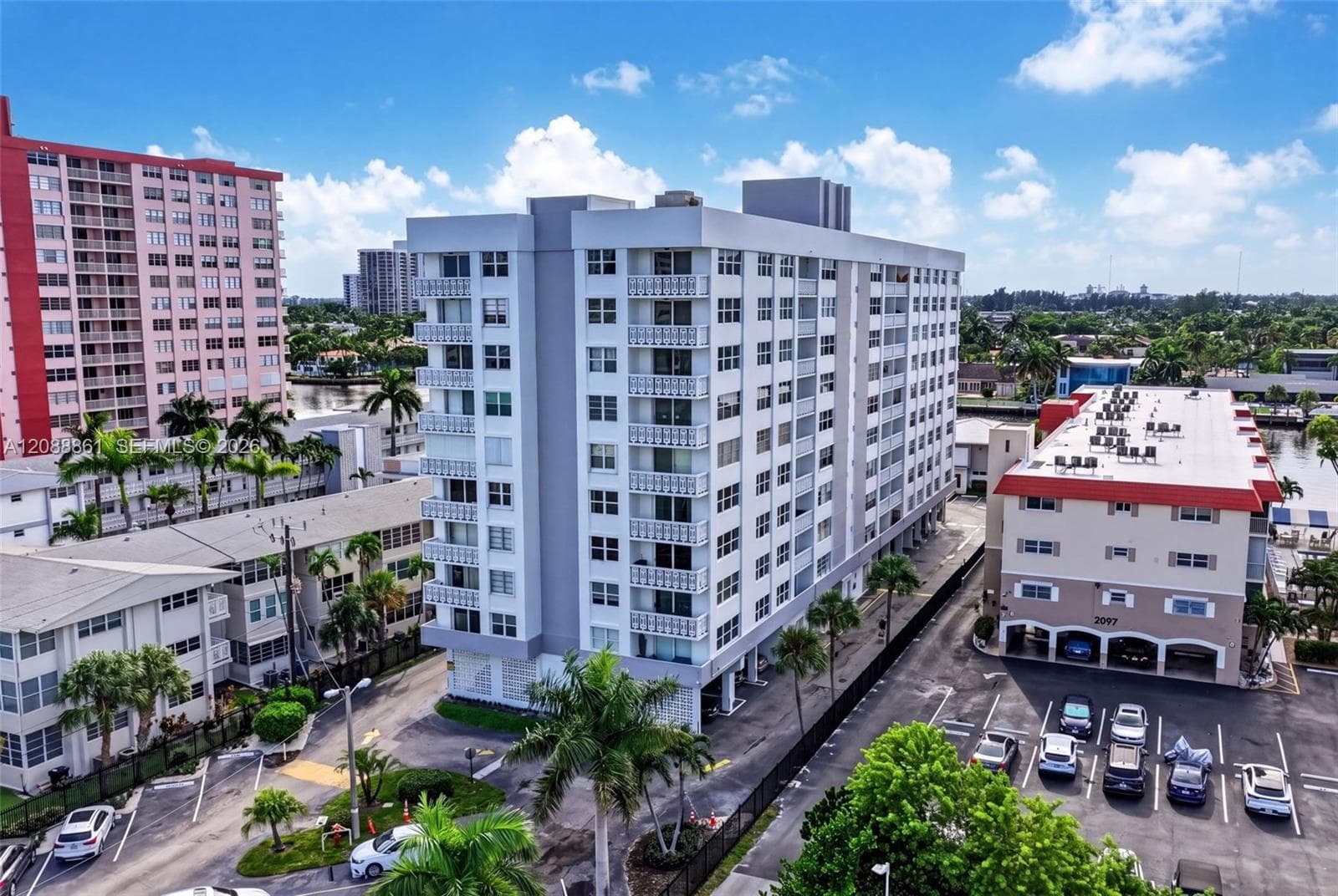 ASHLEIGH HOUSE CONDO · #510 in Hallandale Beach - Photo 4