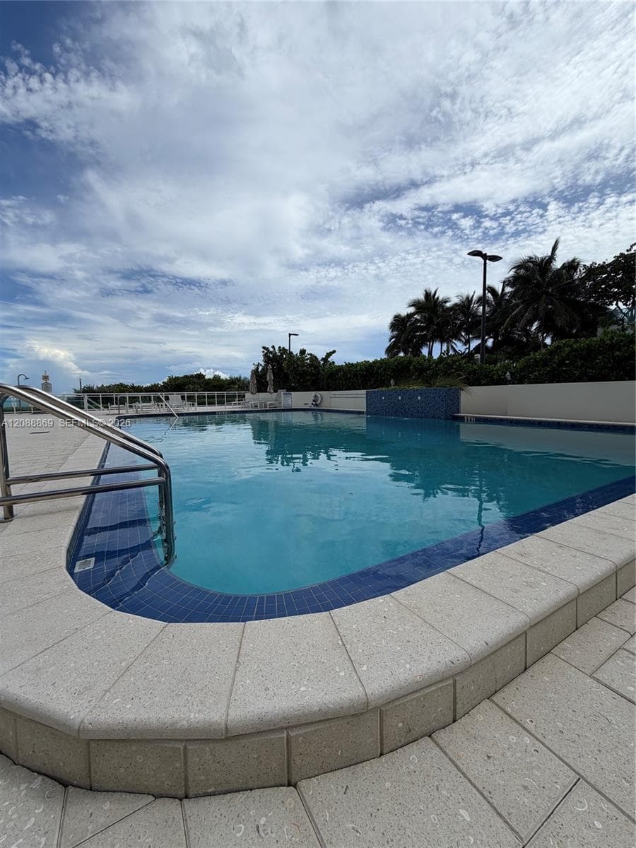 THE COLLINS CONDO · #1026 in Miami Beach - Photo 19