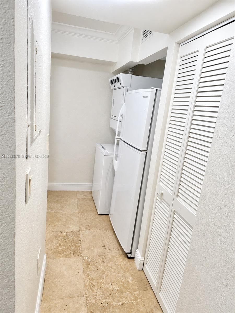 Waterview · #7-102 in Miami - Photo 4
