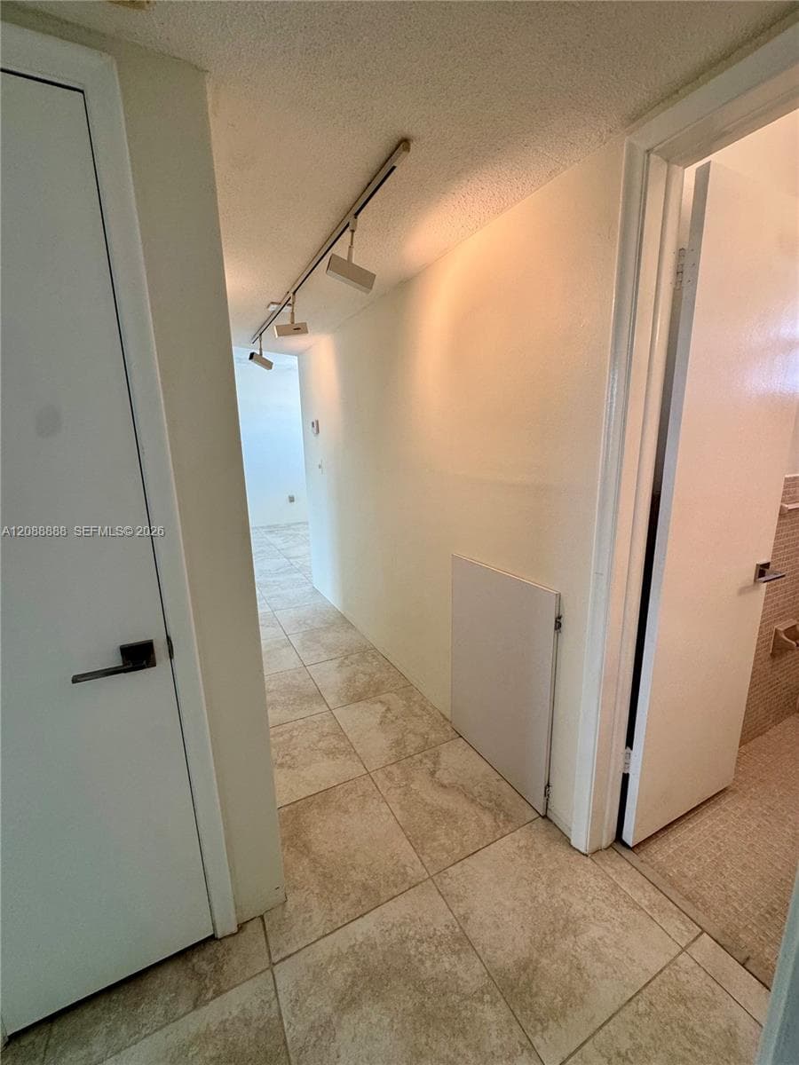 Biscayne Lake Gardens · #213 C in Aventura - Photo 16