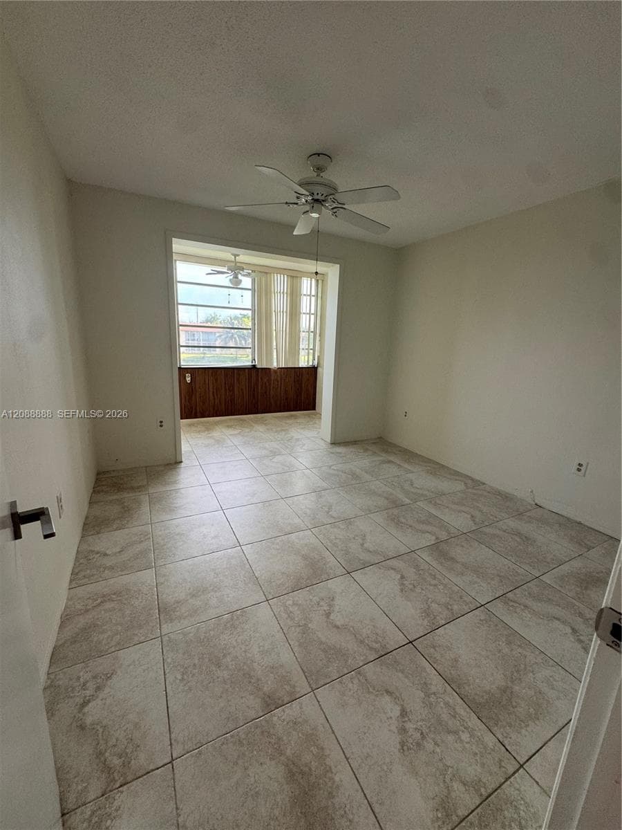 Biscayne Lake Gardens · #213 C in Aventura - Photo 14