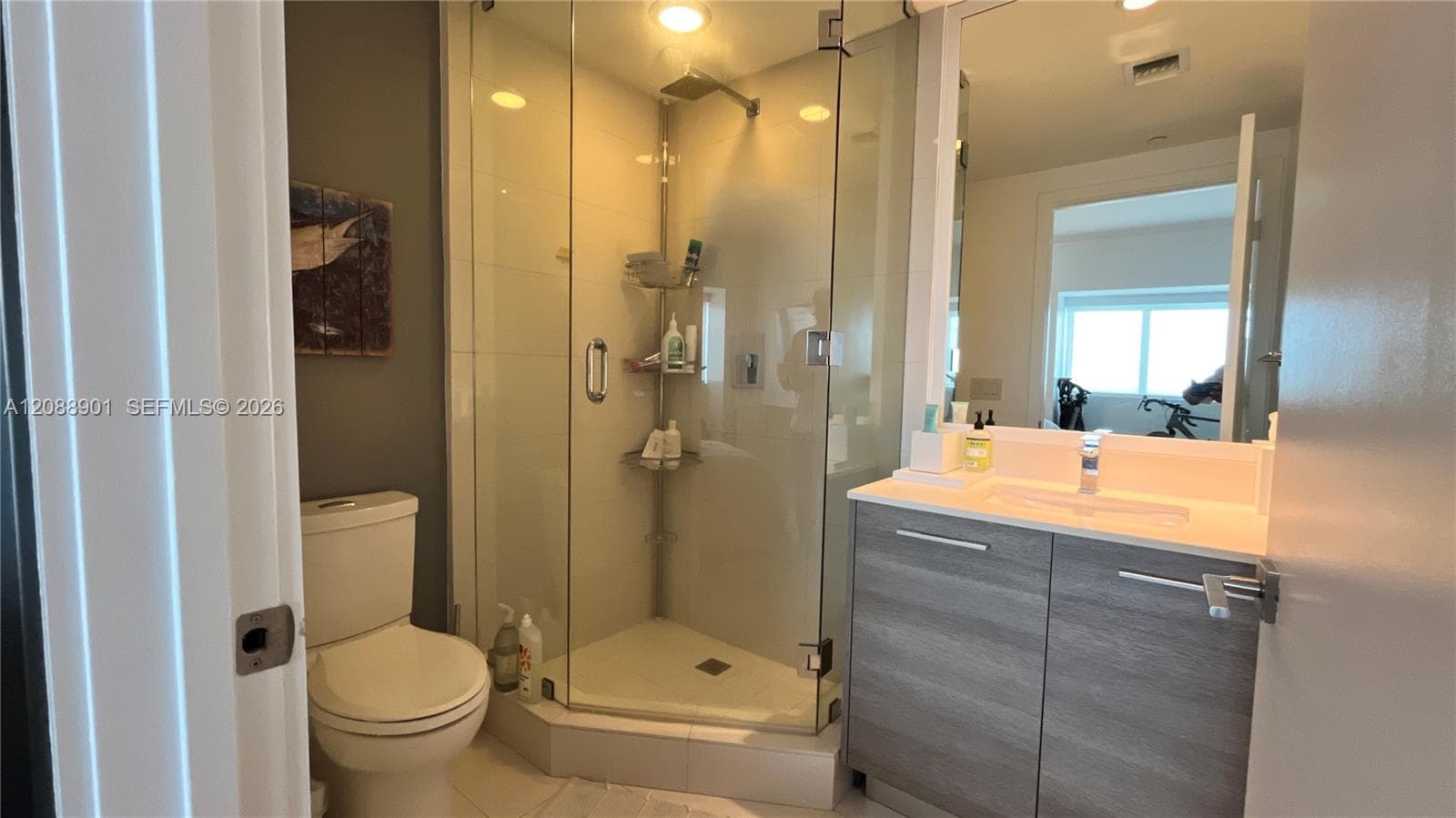 2nd Bathroom
