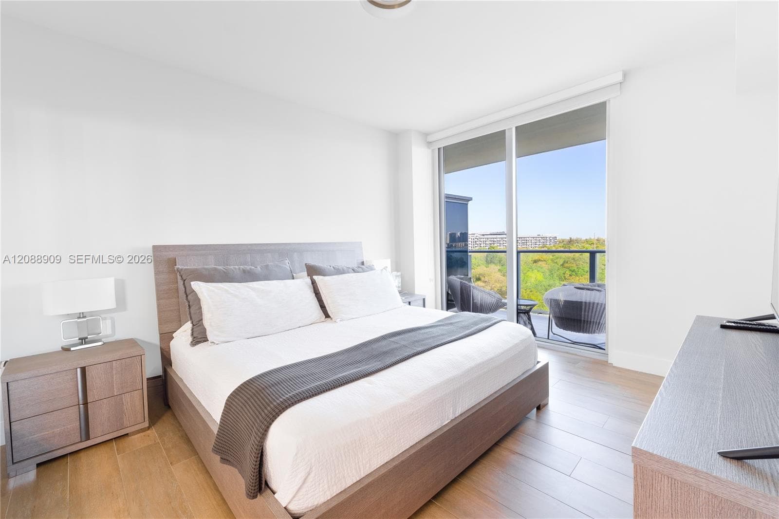 THE HARBOUR NORTH CONDO · #707 in North Miami Beach - Photo 6