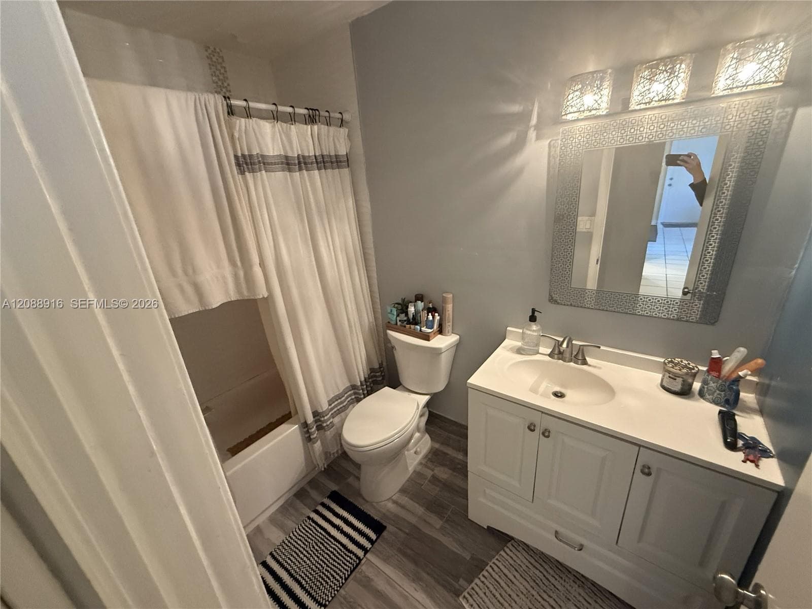 LAKEWOOD VILLAS CONDO · #C207 in Miami - Photo 3