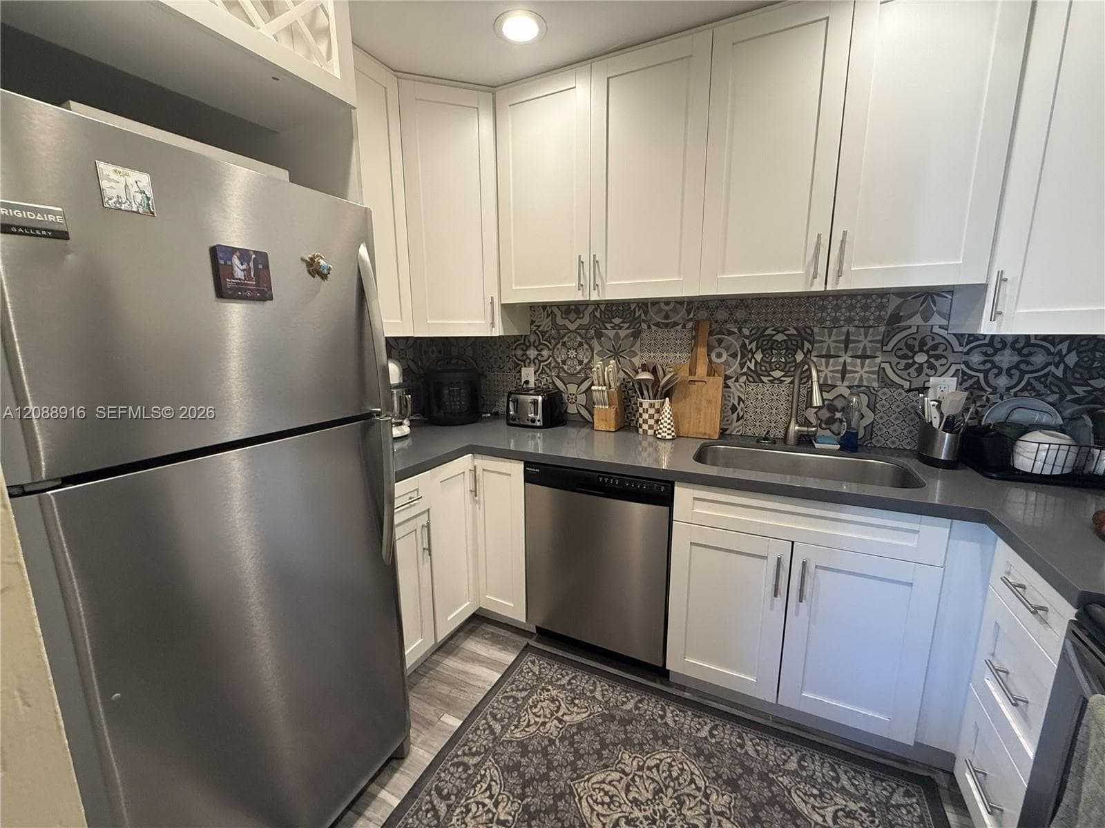 LAKEWOOD VILLAS CONDO · #C207 in Miami - Photo 1