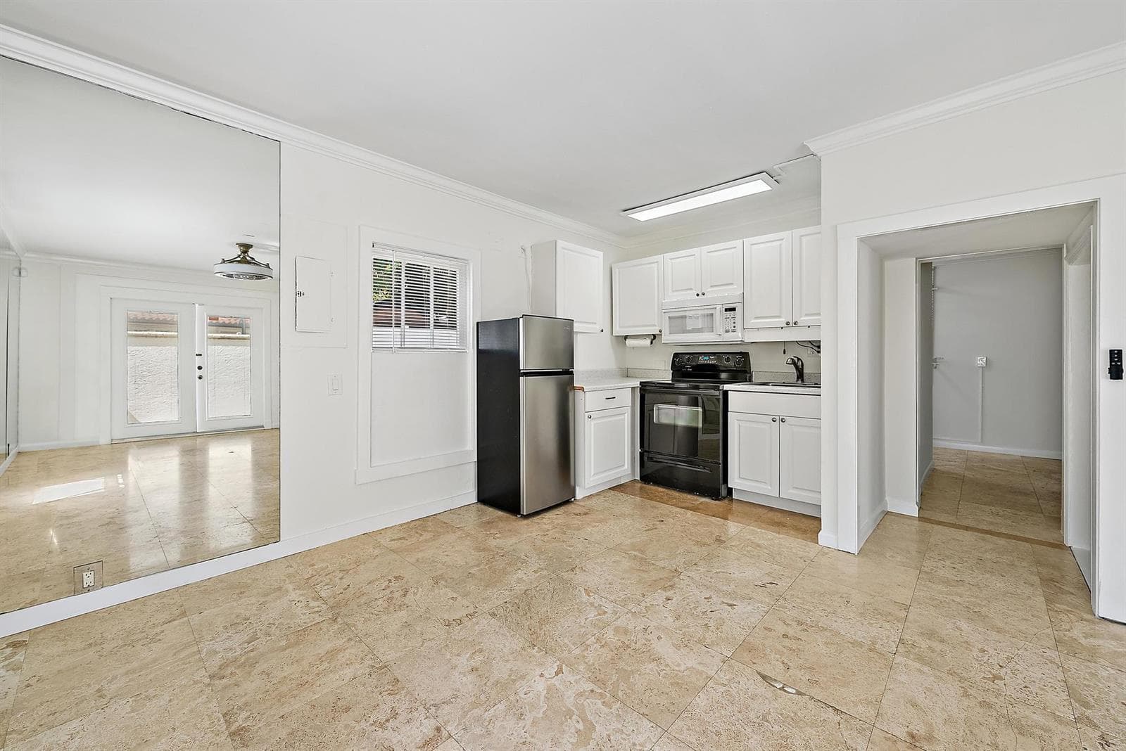 228 9th St-41