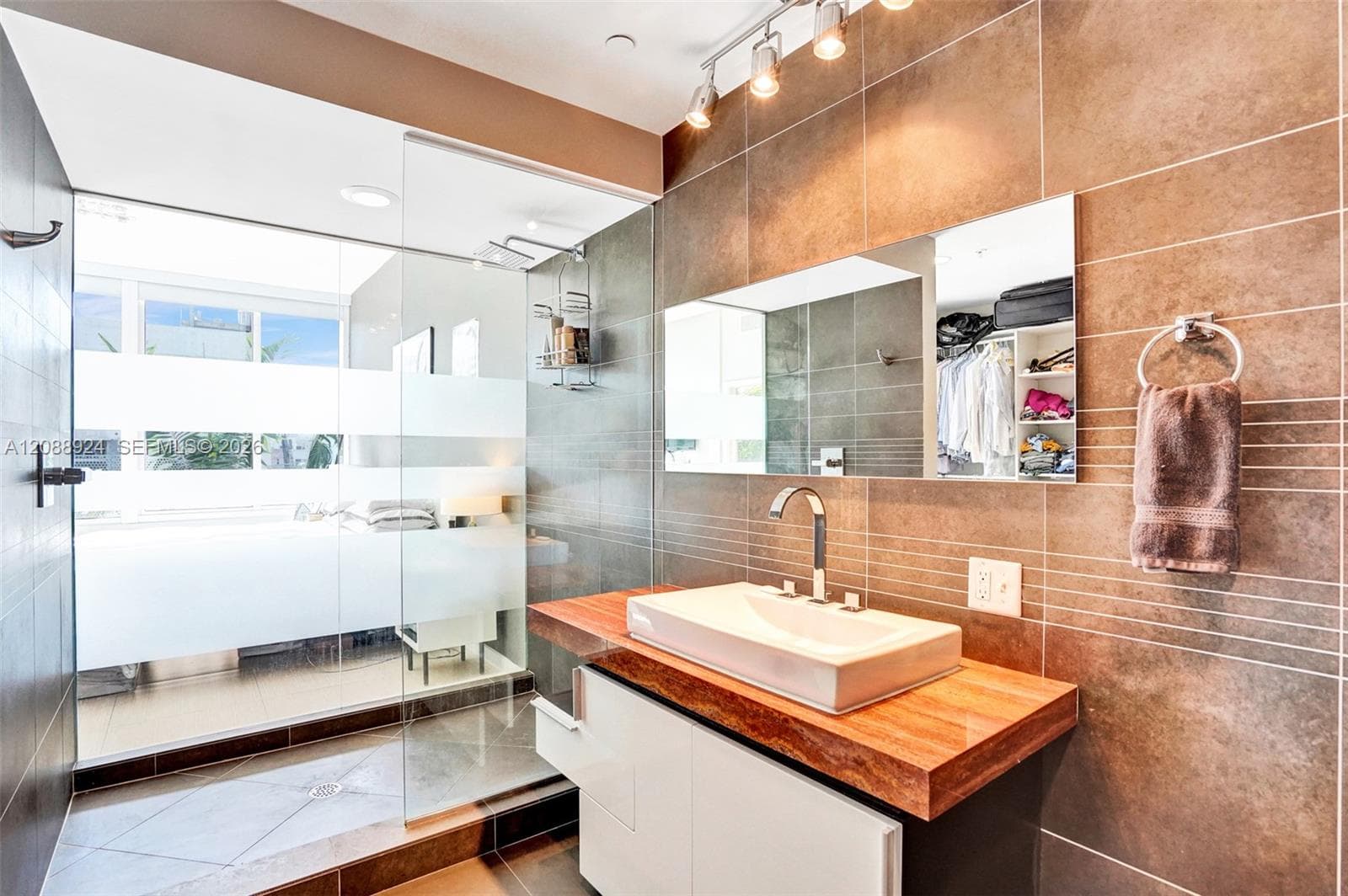 ARTEPARK SOUTH CONDO · #310 in Miami Beach - Photo 9