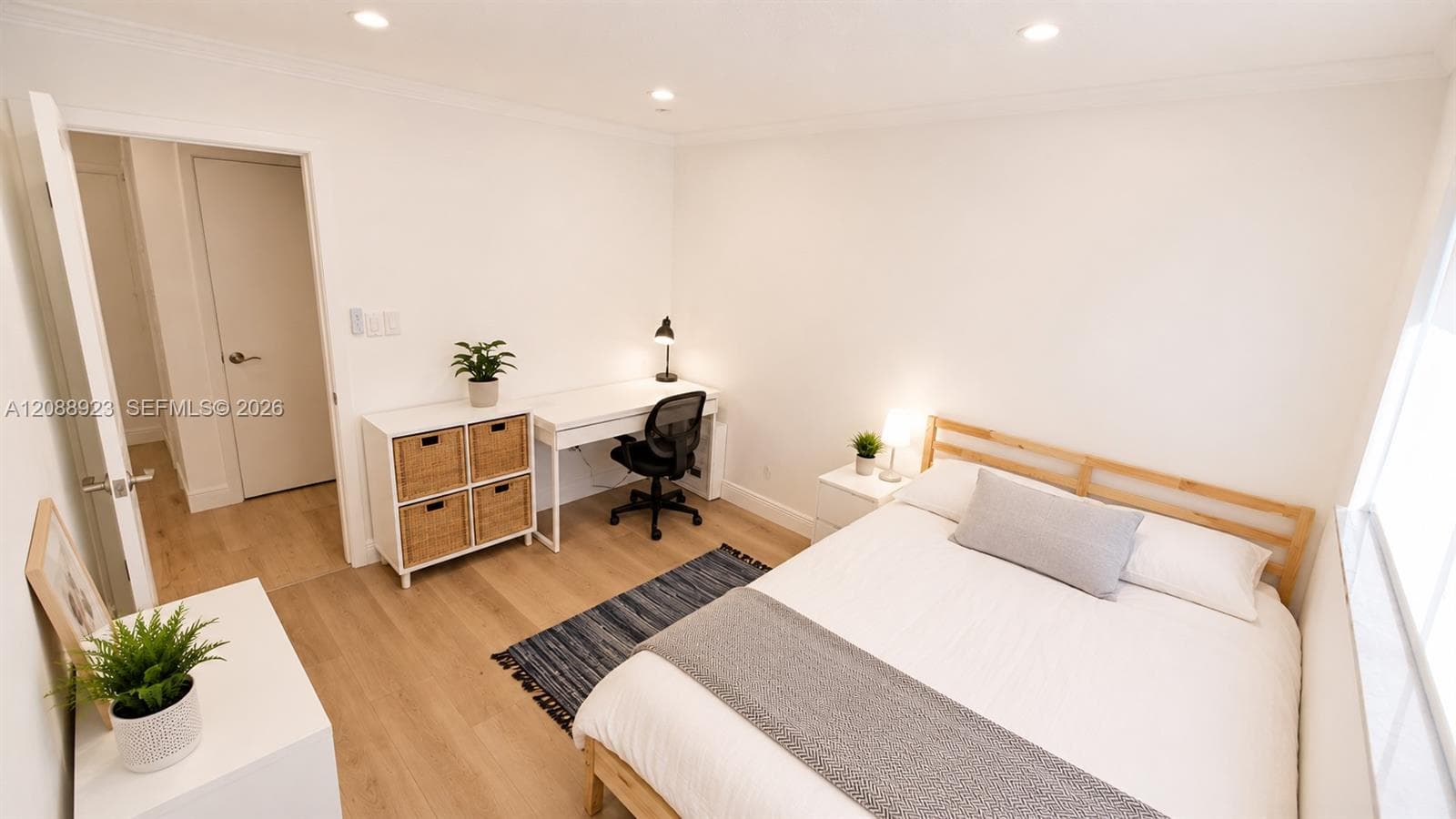 2nd Bedroom