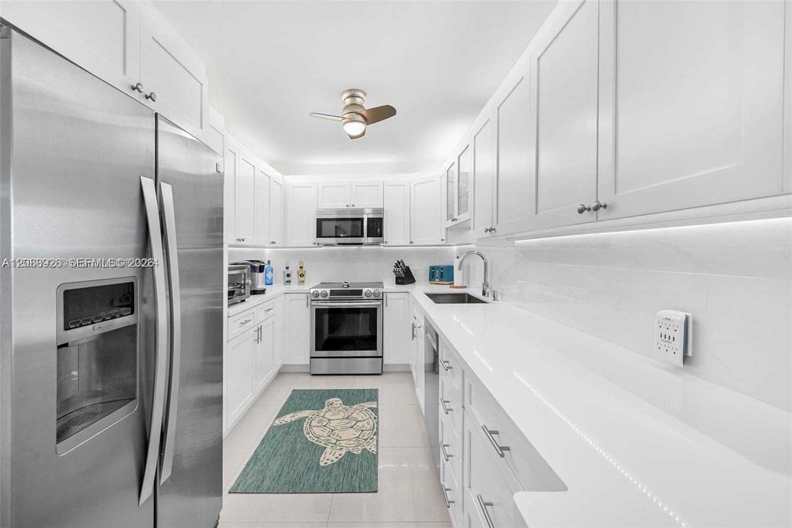 ELDORADO CONDO · #1006 in Aventura - Photo 14