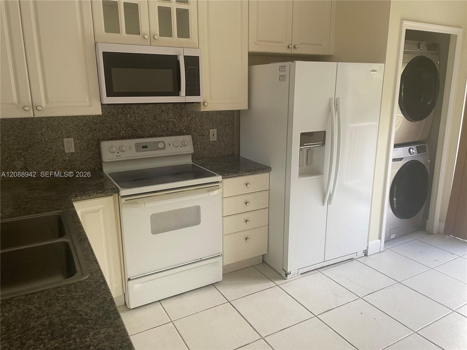 2447 NE 14th St #510 photo 17