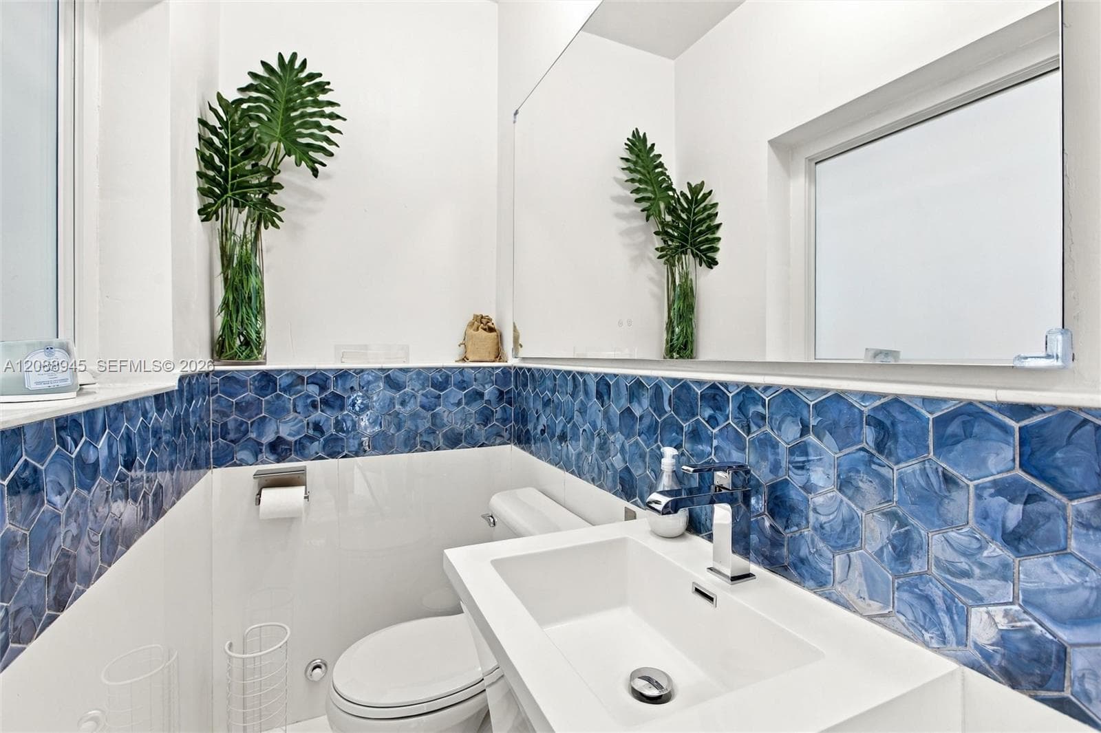 1550 Trevino Ave photo 14