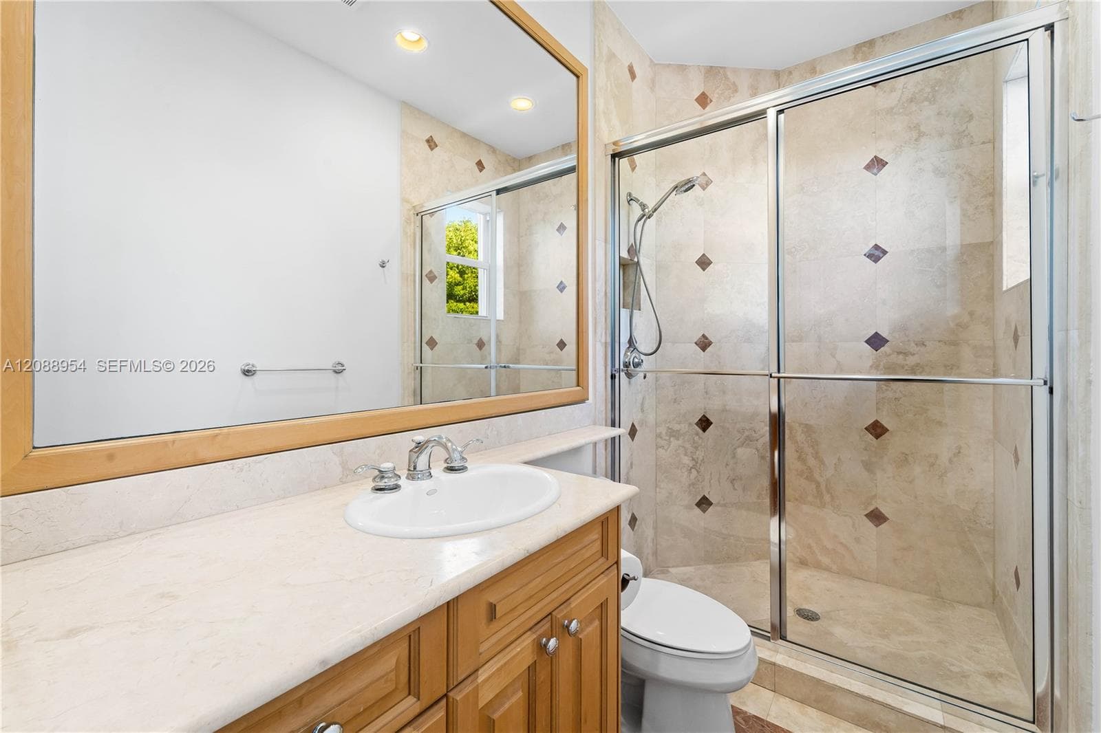 en-suite to bedroom 3