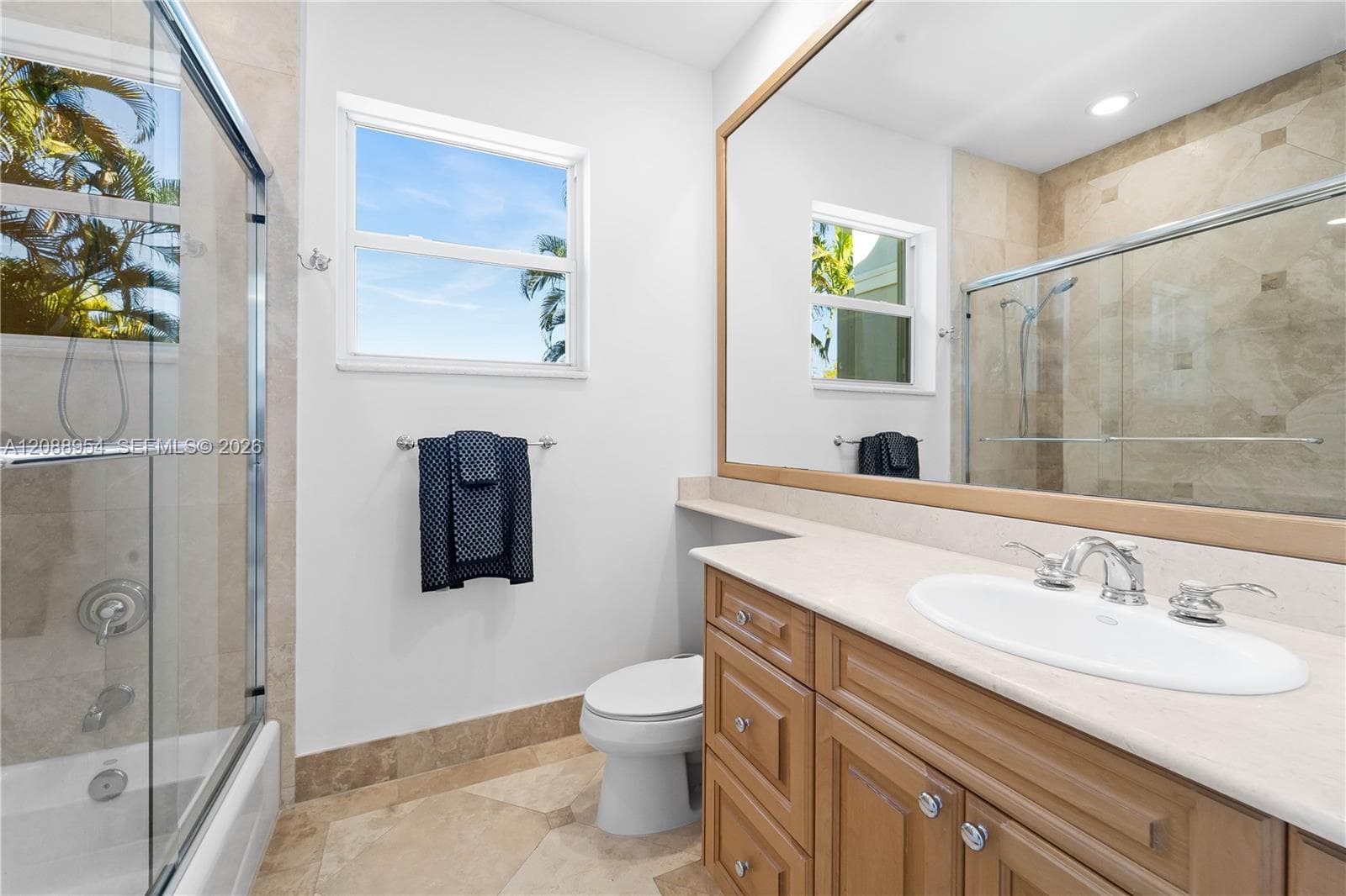 en-suite to bedroom 2