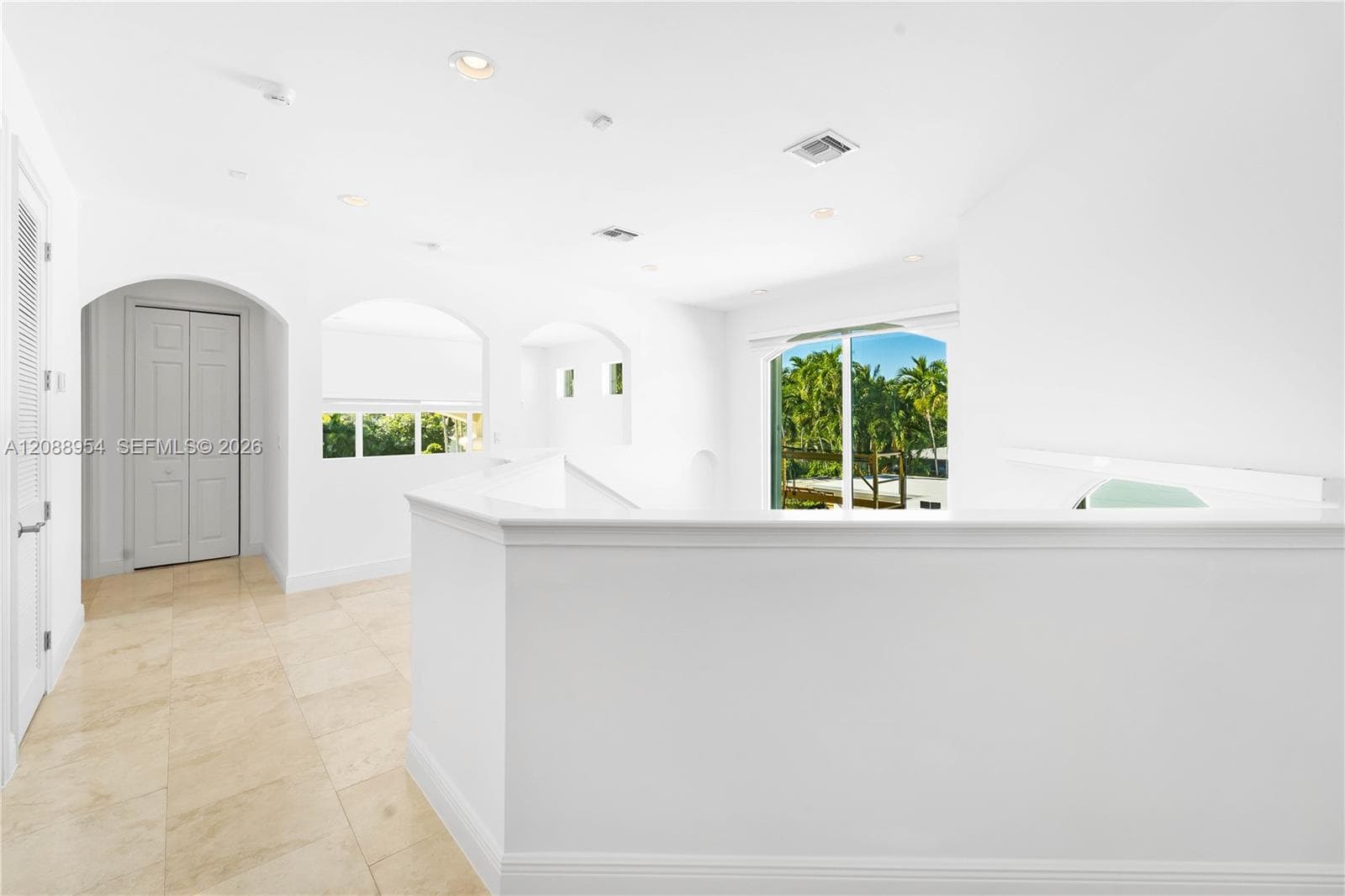 2nd floor landing