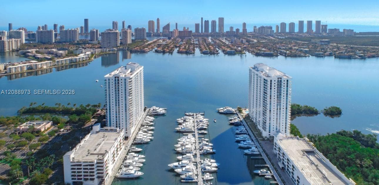 Marina Palmas Residence · #2210 in North Miami Beach - Photo 20