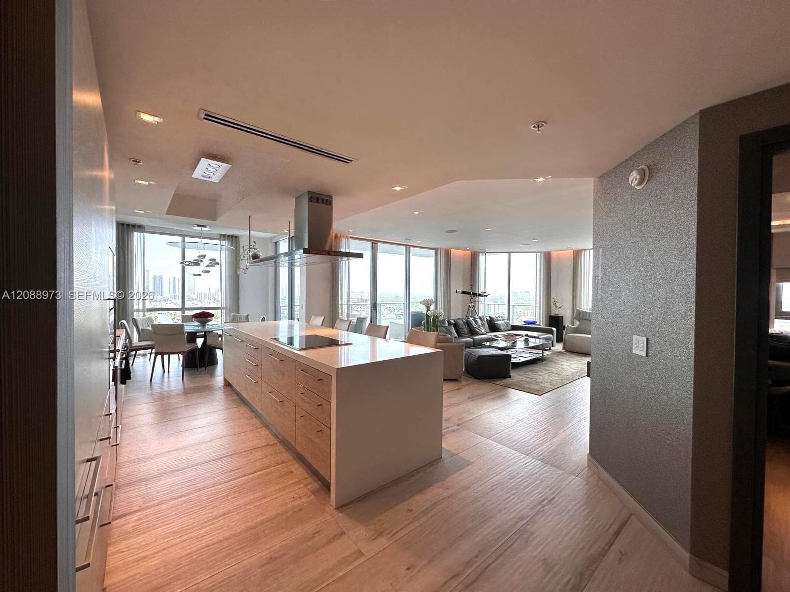 Marina Palmas Residence · #2210 in North Miami Beach - Photo 8