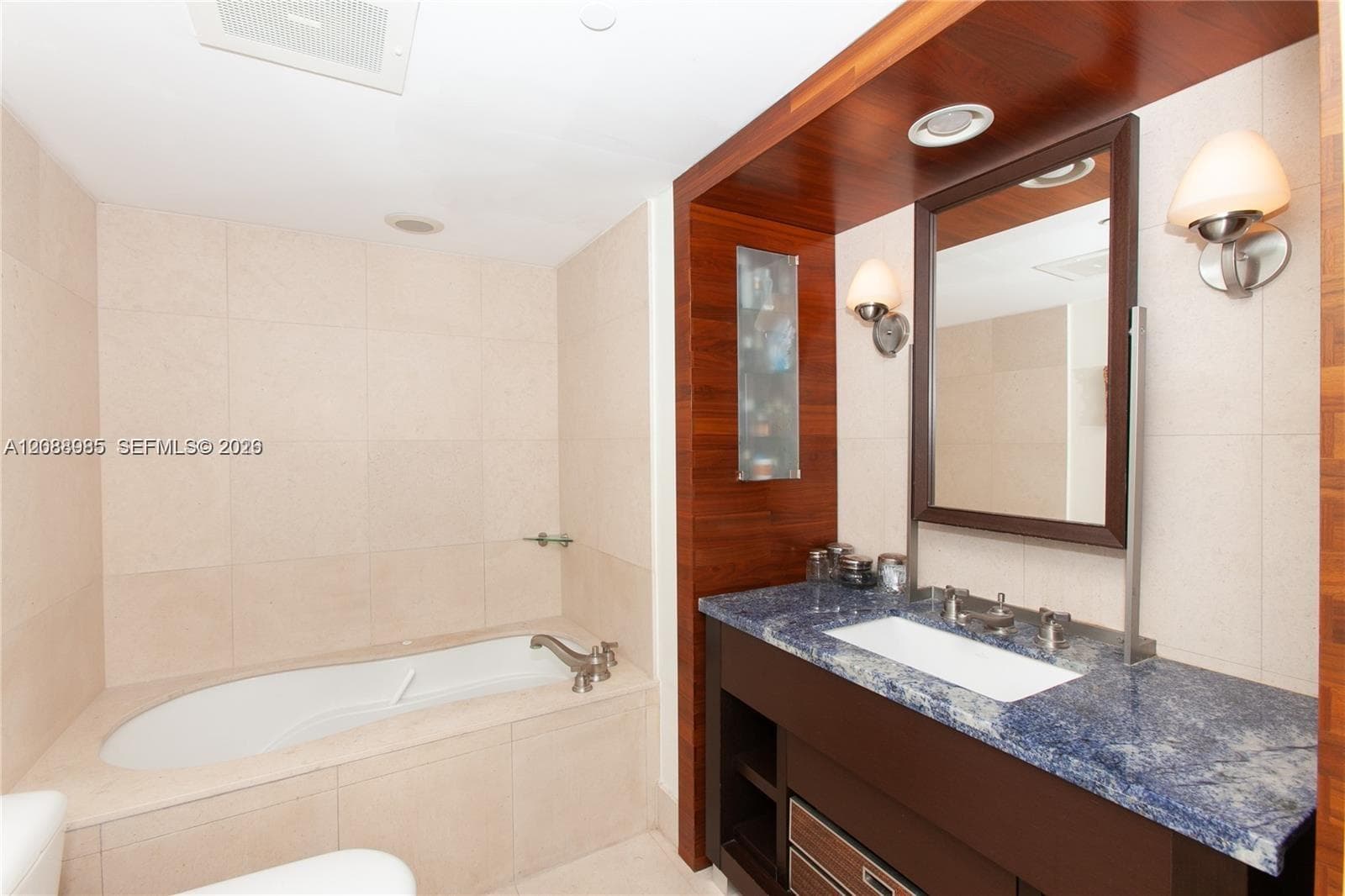 Carillon Miami Beach · #1202/1211 in Miami Beach - Photo 11