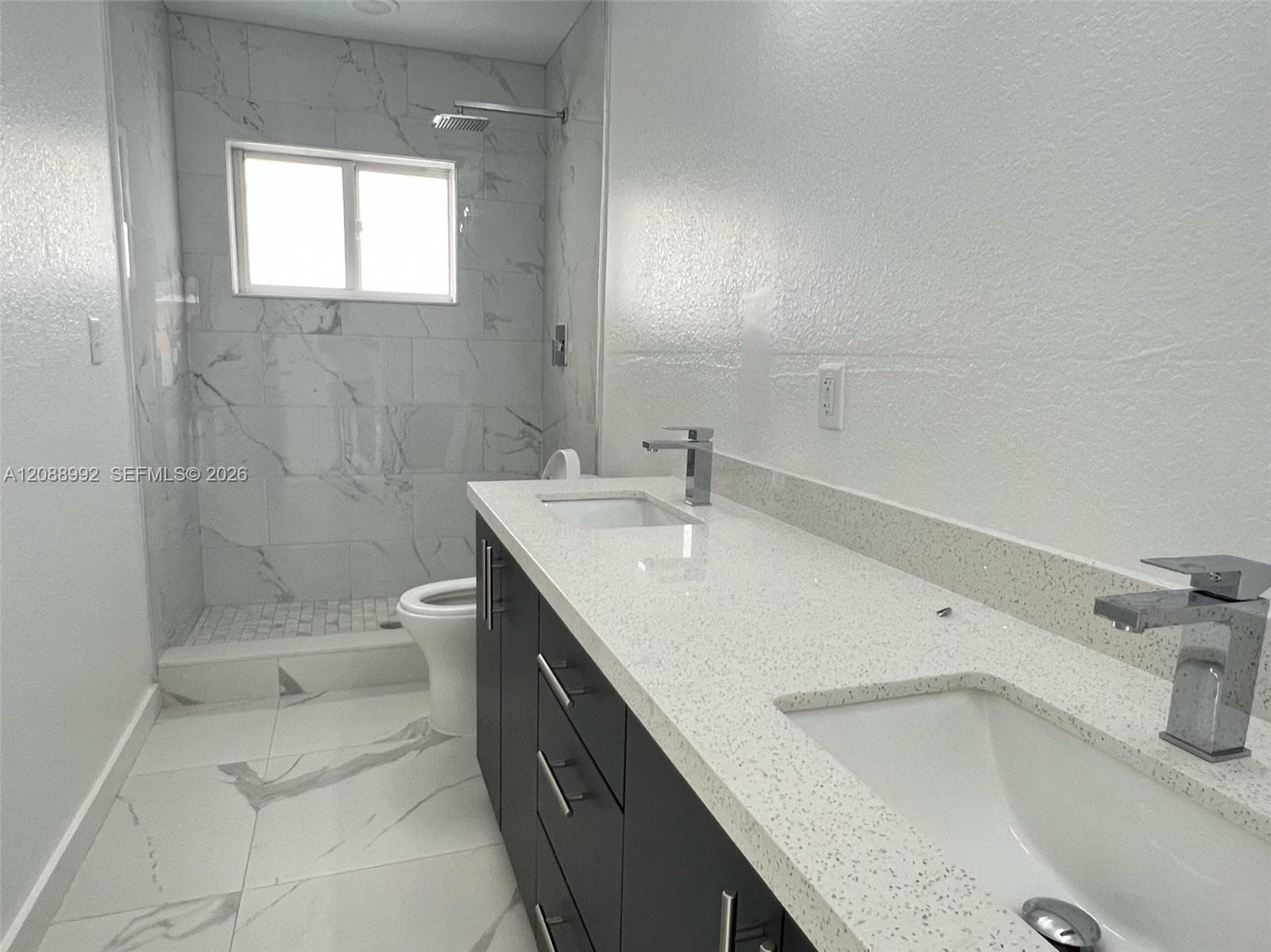 2254 Cody St photo 17
