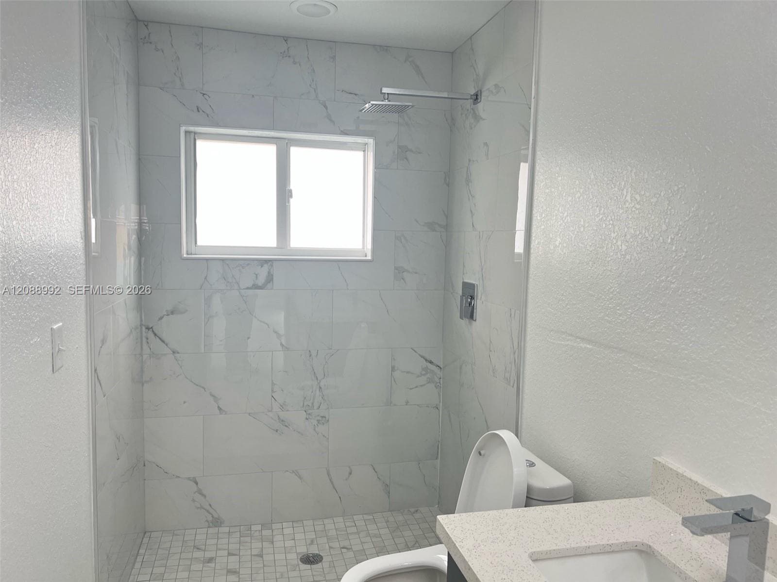 2254 Cody St photo 7