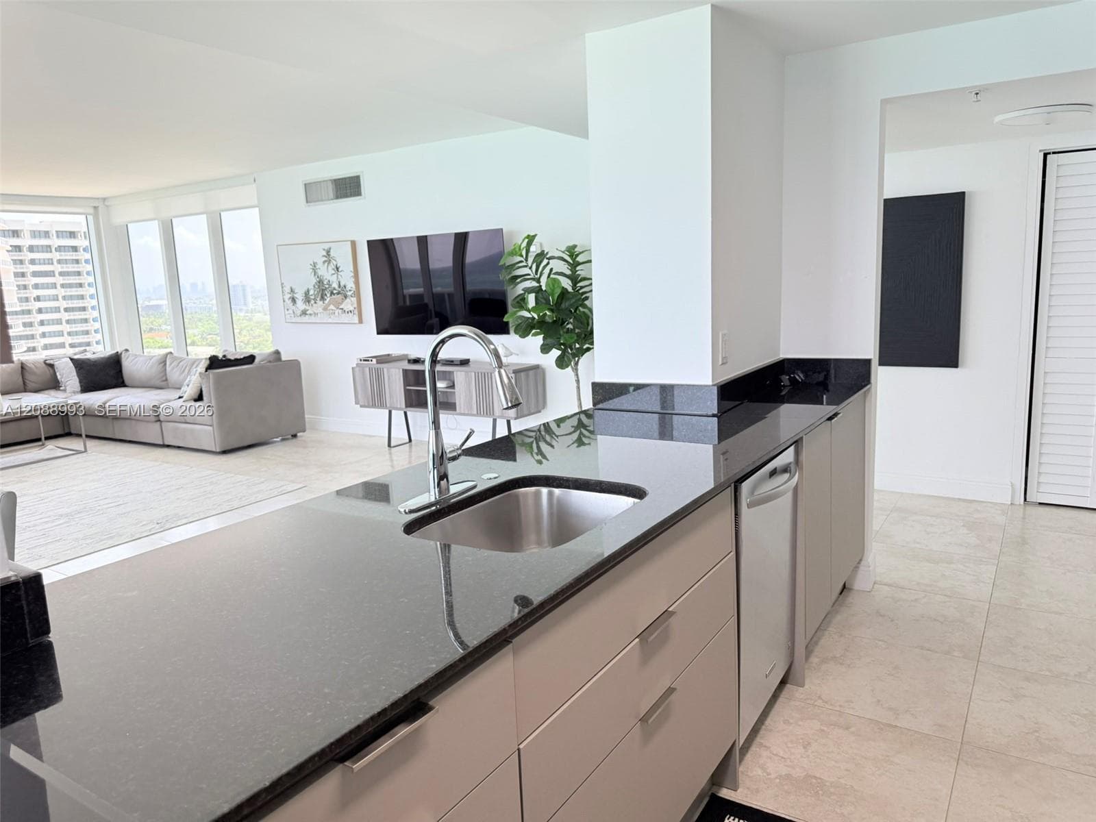 Harbour House · #1210 in Bal Harbour - Photo 7