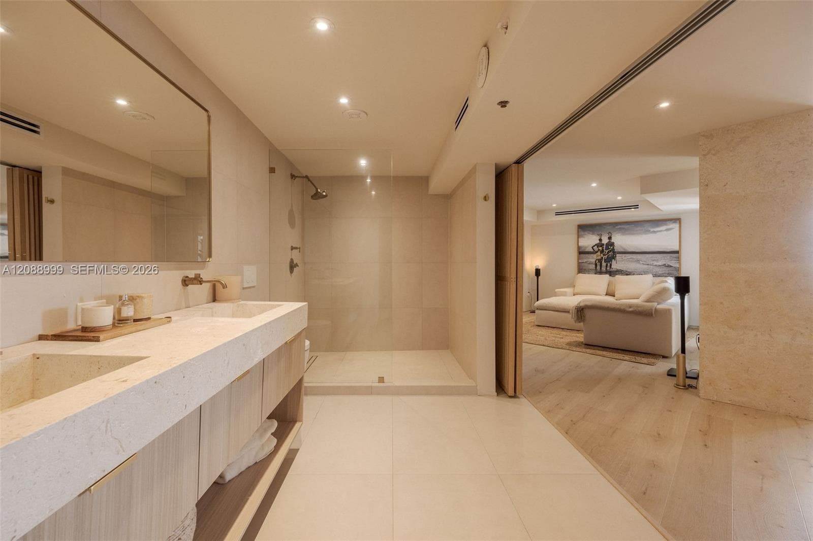 THE STERLING CONDO · #2206 in Miami Beach - Photo 16